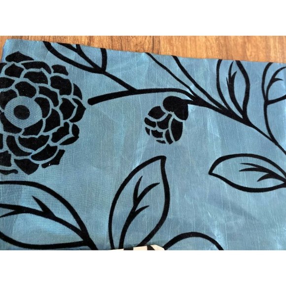 Vintage Set 2 Square Satiny Velvet Detail Pillow Cases Blue Black Beige Zipper - Picture 10 of 12